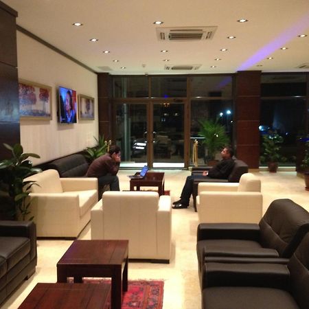Bl Hotel'S Erbil Bagian luar foto