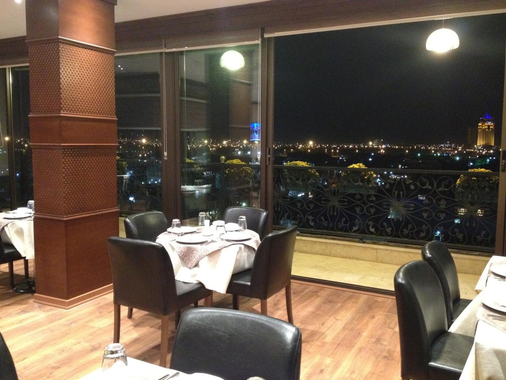 Bl Hotel'S Erbil Bagian luar foto